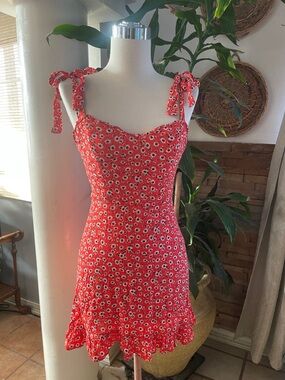 Audrey 3+1 Red Floral Tie-Shoulder Mini Dress